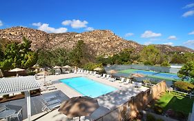 Riviera Oaks resort y Racquet Club